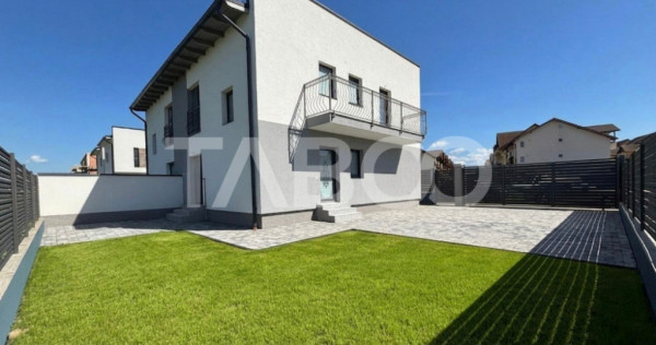 Casa de vanzare in Selimbar acces auto in curte 2 locuri de