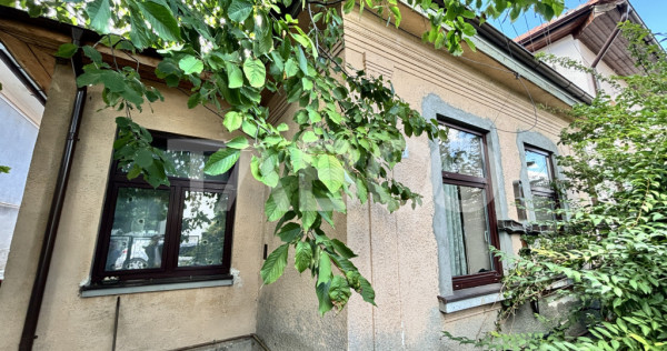Casa cu 3 camere in Gruia cu teren de 780 mp