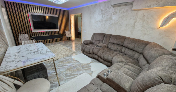Tomis Nord Cambrige School apartament 4 camere renovat integ