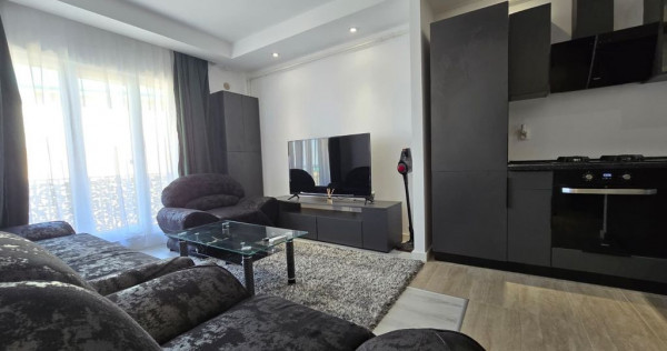 COSMOPOLIS - STUDIO DUBLU cu vedere la piscina si parcare inclusa