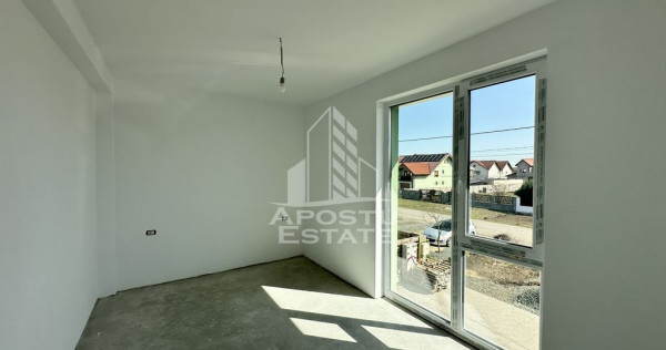 Apartamente de vanzare cu 3 camere si curte, Dumbravita