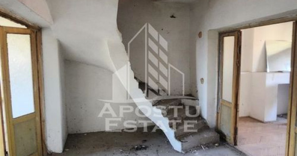 Apartament de vanzare in zona Complexului Studentesc, Timisoara,316 mp