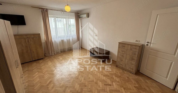 Piata Balcescu Timisoara, apartament cu o camera