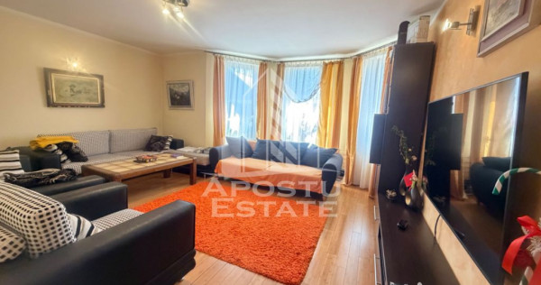 Casa individuala cu 5 camere, carport, 426mp teren in Sanandrei