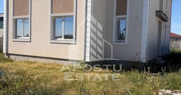 Duplex &icirc;n zona rezidențială la doar c&acirc;teva minute de Timișoara