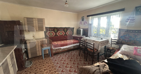 Casă de v&acirc;nzare &icirc;n Bunești, județul Cluj &ndash; liniște,