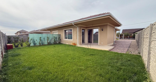 UN DUPLEX DEOSEBIT #206;N MO#536;NI#538;A NOU#258;!