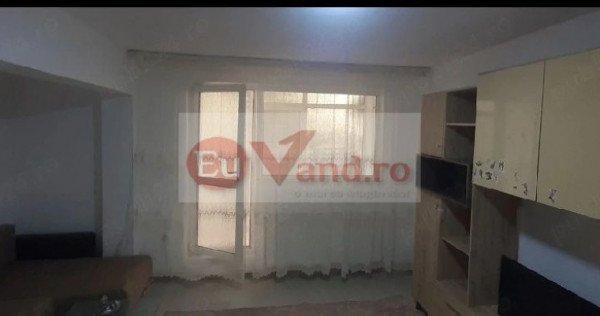 De inchiriat apartament 2 camere, parter/10, micro 20 , 1750 lei