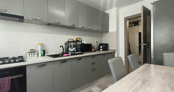 Apartament 3 camere decomandat, Zona Ultracentrala
