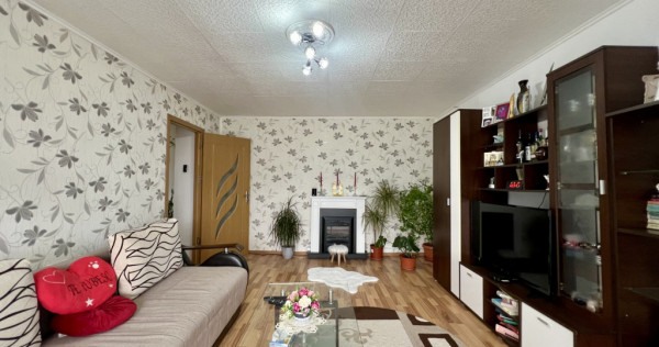 Apartament 4 camere, decomandat, 92 mp utili - zona Chisoda