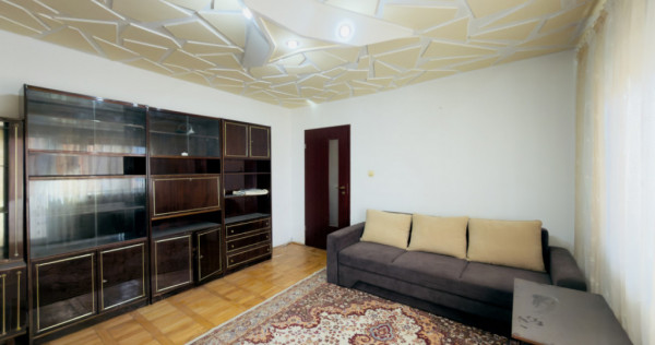 Apartament 2 camere, semidecomandat, 52mp utili, zona Girocu