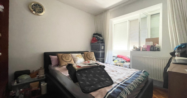 Apartament 4 camere, etaj 3 - zona Dacia