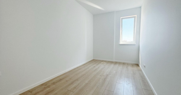 Penthouse 3 camere, decomandat, 80 mp utili-Aradului