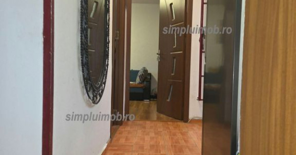 Vanzare apartament 3 camere Br&acirc;ncoveanu etaj 3/10