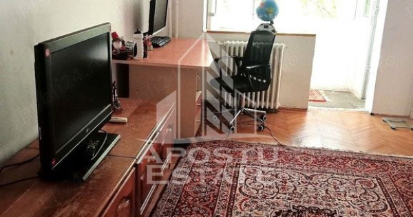 Apartament cu doua camere de &icirc;nchiriat zona Complex