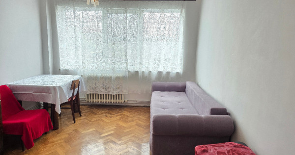 Vand apartament 2 camere in Deva, zona Pacii (Cartea Funciara), etaj 1
