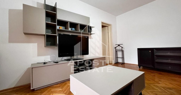 Apartament 2 camere cu garaj sub bloc, zona Circumvalatiunii