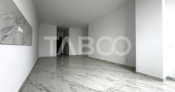 Apartament de vanzare 3 camere decomandate strada Doamna Sta