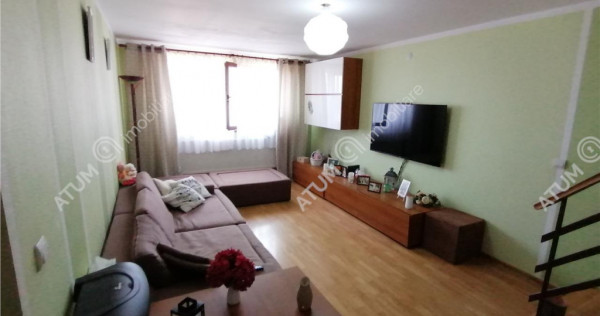 Apartament cu 3 camere decomandate in zona Piata Cluj din Si