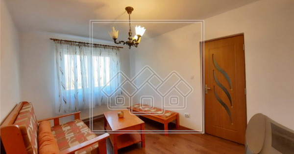 Apartament in Mihail Kogalniceanu - 3 camere - 75 mp utili