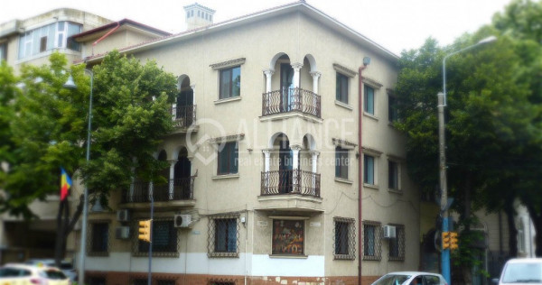 CENTRU - FERDINAND vila interbelica cu arhitectura deosebita
