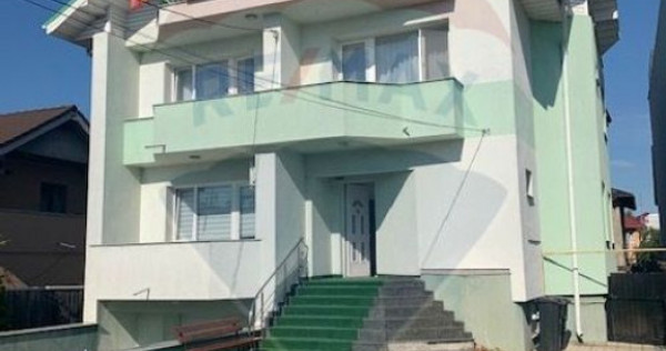 Casă / Vilă de vânzare în zona Nord, mun. Bacau