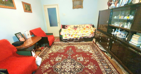 Apartament 3 camere decomandat, bloc din caramida, zona Bule