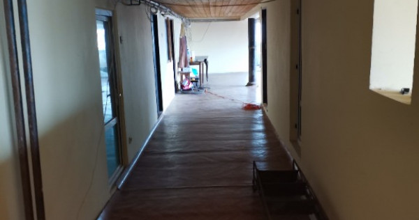 Casa cu teren/ideal after school sau cămin de batrani