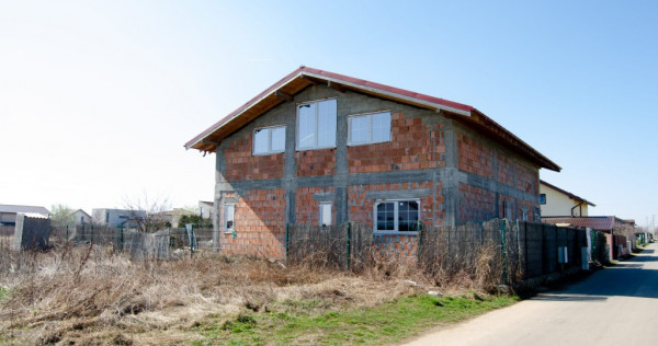 Casa cu teren în comuna Balotesti/lângă padure