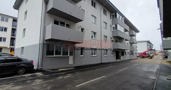 Garsoniera decomandata, balcon, bucatarie inchisa -