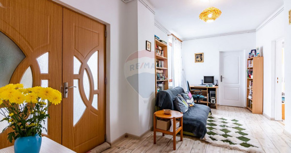 Apartament 4 camere de vanzare zona Gara de Nord/ Plevnei