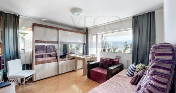 1 camera decomandat, balcon, mobilat, zona Calea Turzii