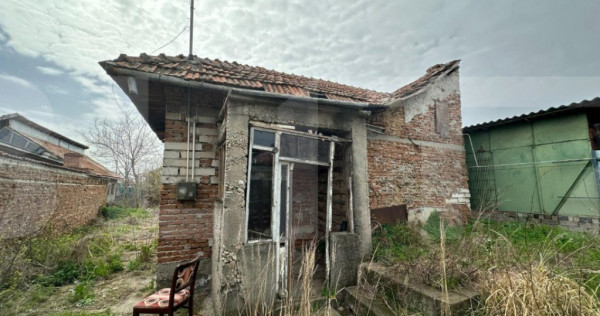 Casa batraneasca, 247mp teren, zona Brestei