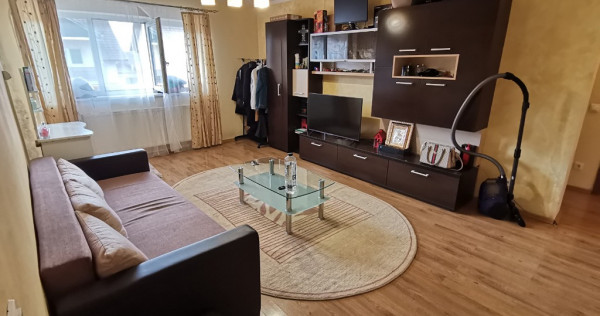 INCHIRIEZ apartament 2 camere ,renovat,zona Selimbar