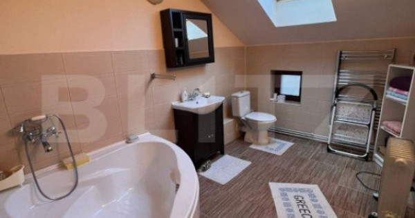 Casa de vanzare Podul Olt, zona centrala deosebita