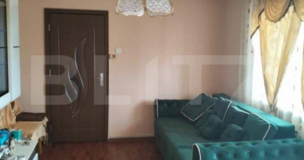Apartament 2 camere, zona Micro14 , cu acoperiș și balcon