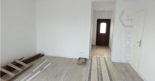 Duplex 4 camere - bucatarie inchisa - langa asfalt - dormito