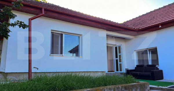 Casa, 3 camere, 100 mp utili, zona Sararie