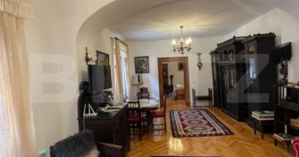 Apartament 2 Camere în Centrul Istoric al Brașovului