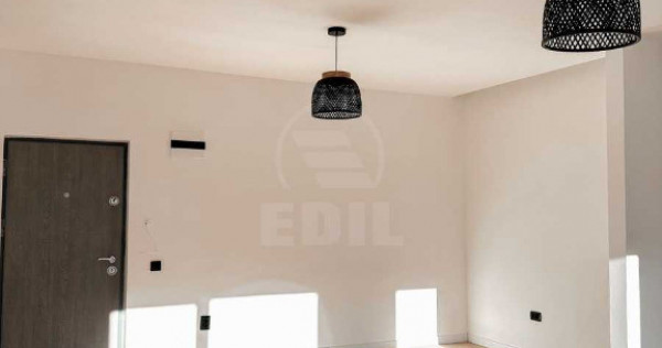 Apartament de 2 camere, finisat, zona centrala