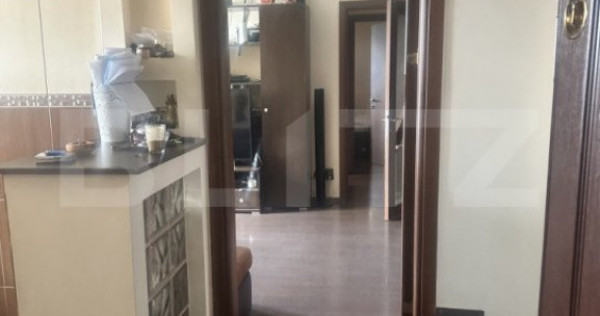 Apartament 2 camere, semidecomandat, C.T, zona Vatra Luminoa