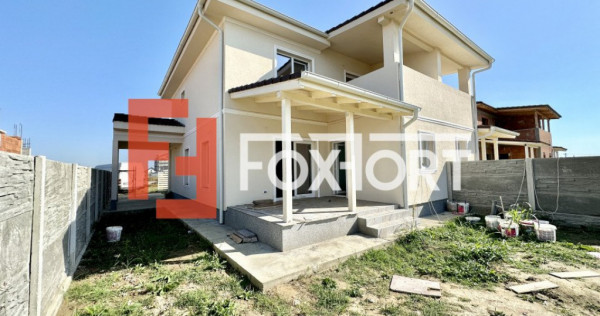 Duplex Mosnita Noua 4 camere, 350 mp teren si carport - ID V