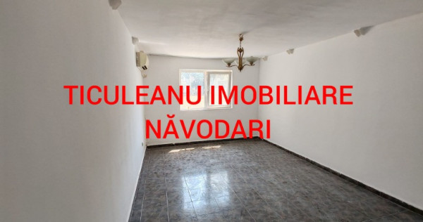 Vindem garsoniera in Navodari