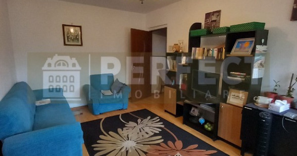 Apartament 2 camere, et 3/4 - Cosminele - 45000 euro