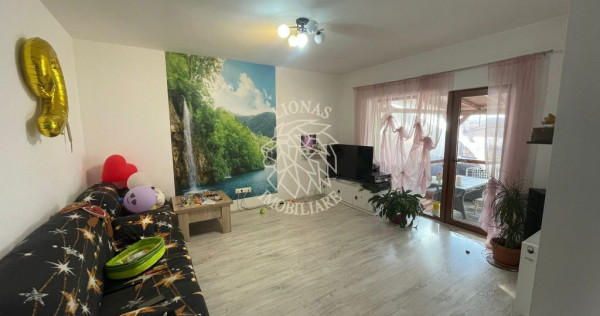 Casa 4 camere 102 mp-curte-balcon-terasa-jacuzzi-Calea Mo...