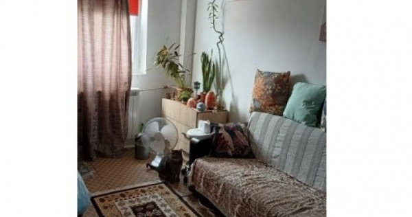 Apartament 4 camere ,Zona Metrou Aparatorii Patriei