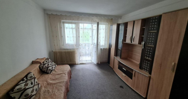 Mircea- Ap 2 camere semidecomandat- 57.000 euro