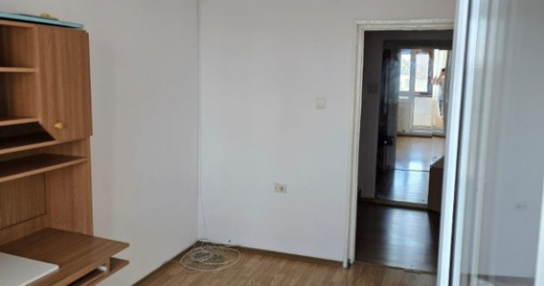 Apartament 3 camere Calea Bucuresti,circular,117500 Euro