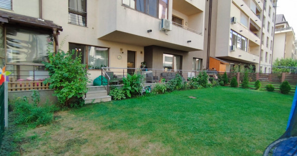 Apartament 3 camere mobilat cu curte proprie