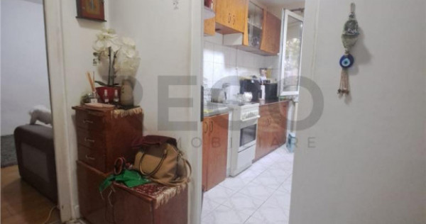 RECO Apartament cu 3 camere de